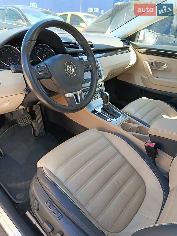Купе Volkswagen CC / Passat CC 2014 в Николаеве