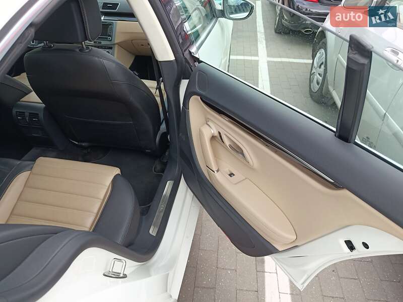 Купе Volkswagen CC / Passat CC 2014 в Николаеве