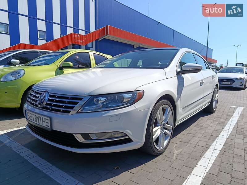 Купе Volkswagen CC / Passat CC 2014 в Николаеве