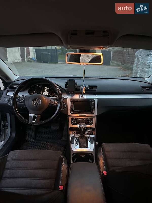 Купе Volkswagen CC / Passat CC 2009 в Радехові