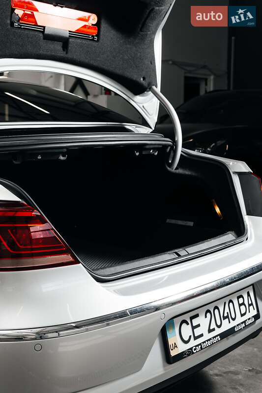 Купе Volkswagen CC / Passat CC 2012 в Черновцах