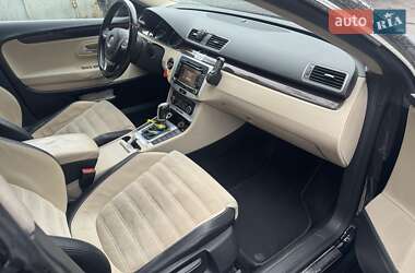 Купе Volkswagen CC / Passat CC 2011 в 