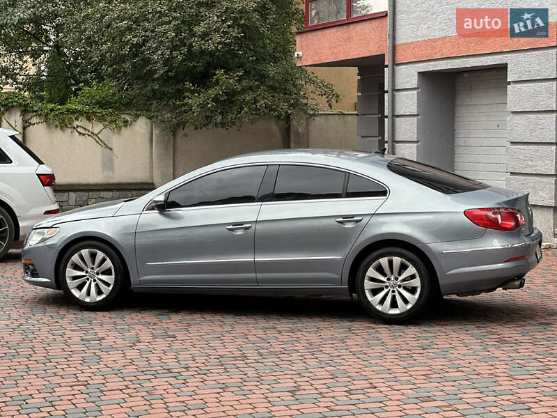 Купе Volkswagen CC / Passat CC 2010 в Івано-Франківську