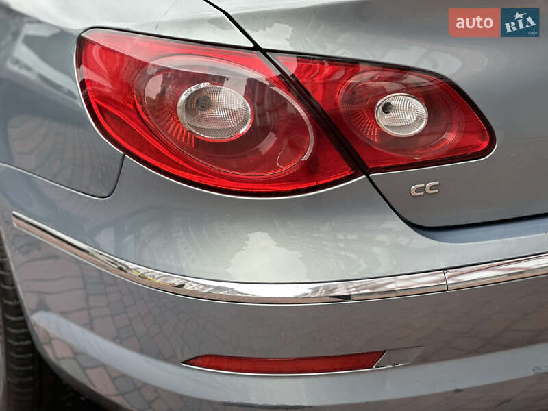 Купе Volkswagen CC / Passat CC 2010 в Івано-Франківську