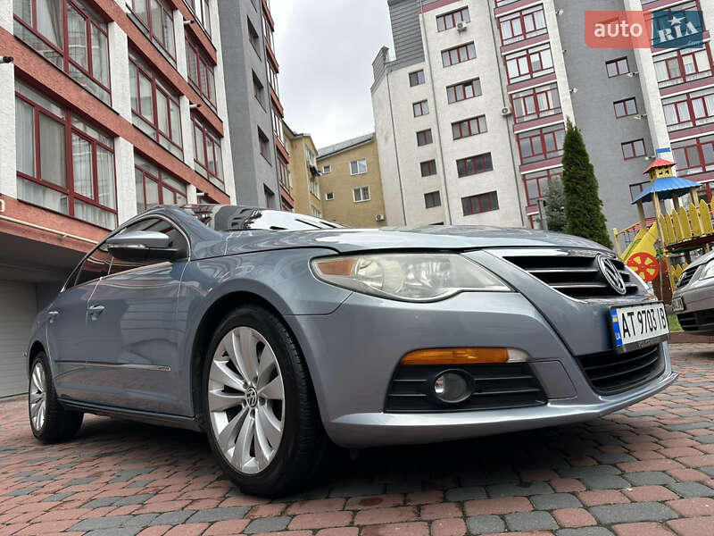 Купе Volkswagen CC / Passat CC 2010 в Івано-Франківську
