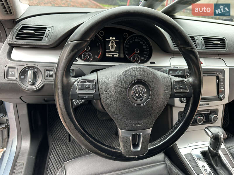 Купе Volkswagen CC / Passat CC 2010 в Івано-Франківську
