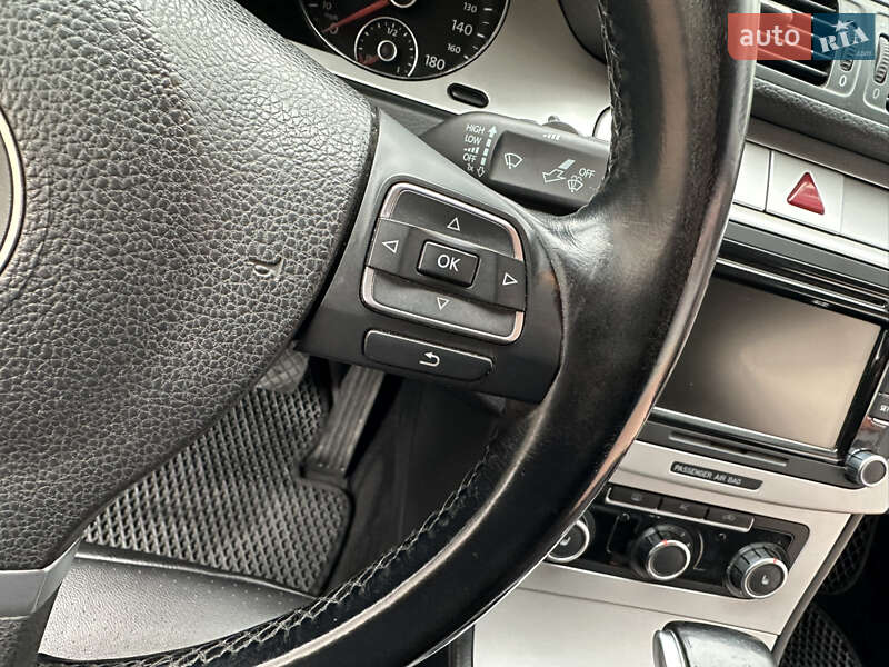 Купе Volkswagen CC / Passat CC 2010 в Івано-Франківську