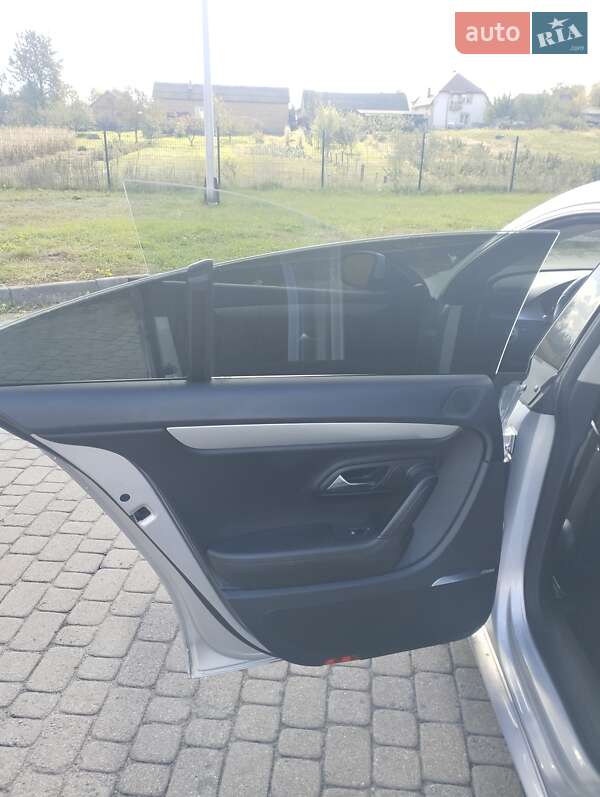 Купе Volkswagen CC / Passat CC 2010 в Яворові