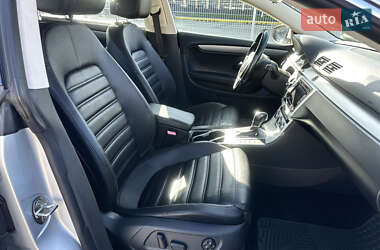 Купе Volkswagen CC / Passat CC 2012 в 