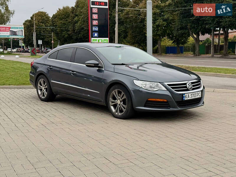 Купе Volkswagen CC / Passat CC 2010 в 