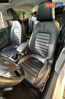 Купе Volkswagen CC / Passat CC 2010 в 