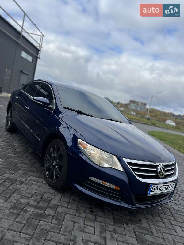 Купе Volkswagen CC / Passat CC 2010 в Кропивницькому