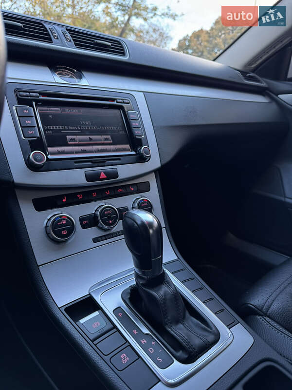 Купе Volkswagen CC / Passat CC 2013 в Хмельницькому