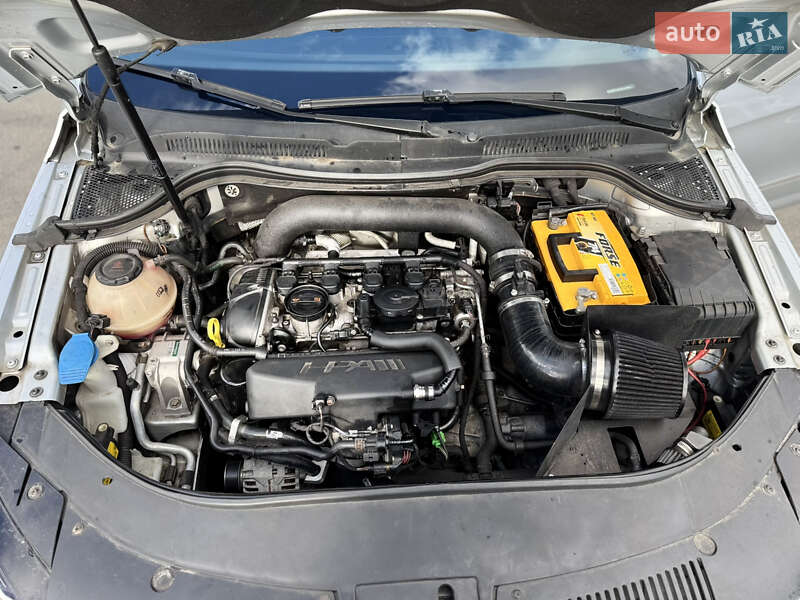 Купе Volkswagen CC / Passat CC 2013 в Києві