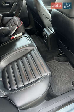 Купе Volkswagen CC / Passat CC 2010 в 