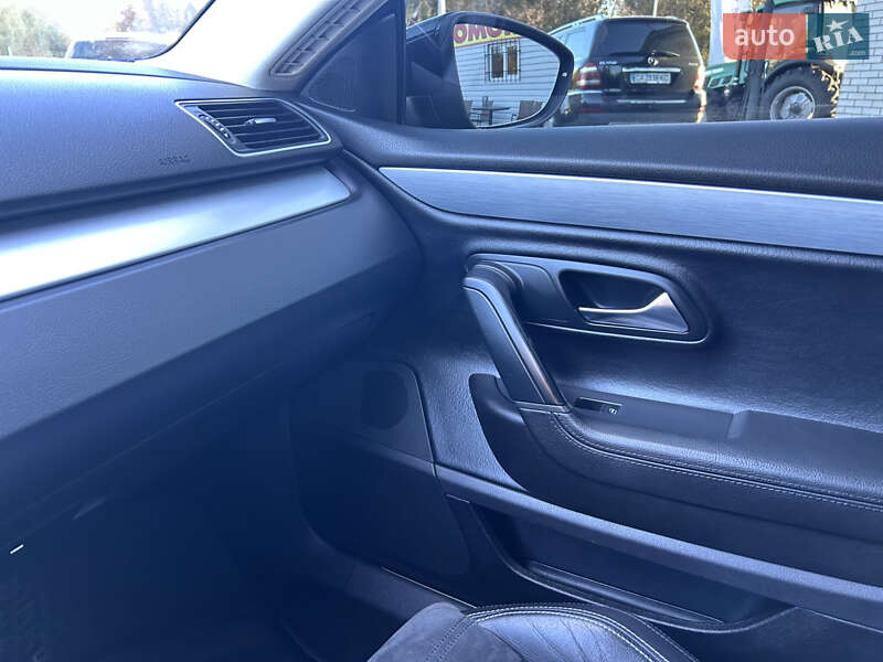Купе Volkswagen CC / Passat CC 2012 в Смеле