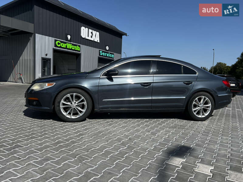 Купе Volkswagen CC / Passat CC 2009 в 