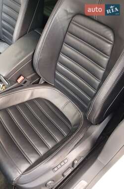 Купе Volkswagen CC / Passat CC 2014 в 