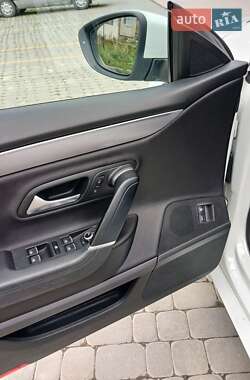 Купе Volkswagen CC / Passat CC 2014 в 