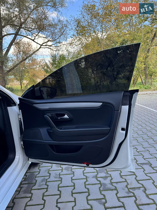 Купе Volkswagen CC / Passat CC 2013 в Хмельницькому