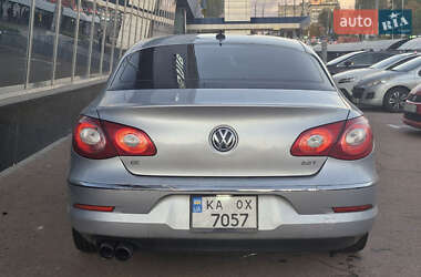 Купе Volkswagen CC / Passat CC 2011 в 