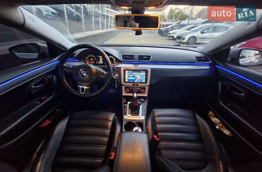 Купе Volkswagen CC / Passat CC 2011 в 