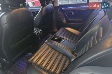 Купе Volkswagen CC / Passat CC 2011 в 