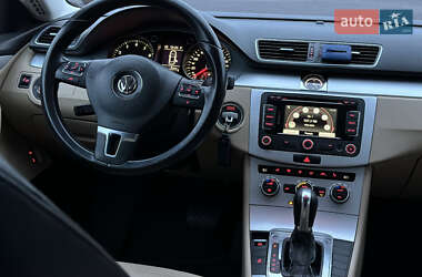 Купе Volkswagen CC / Passat CC 2012 в 