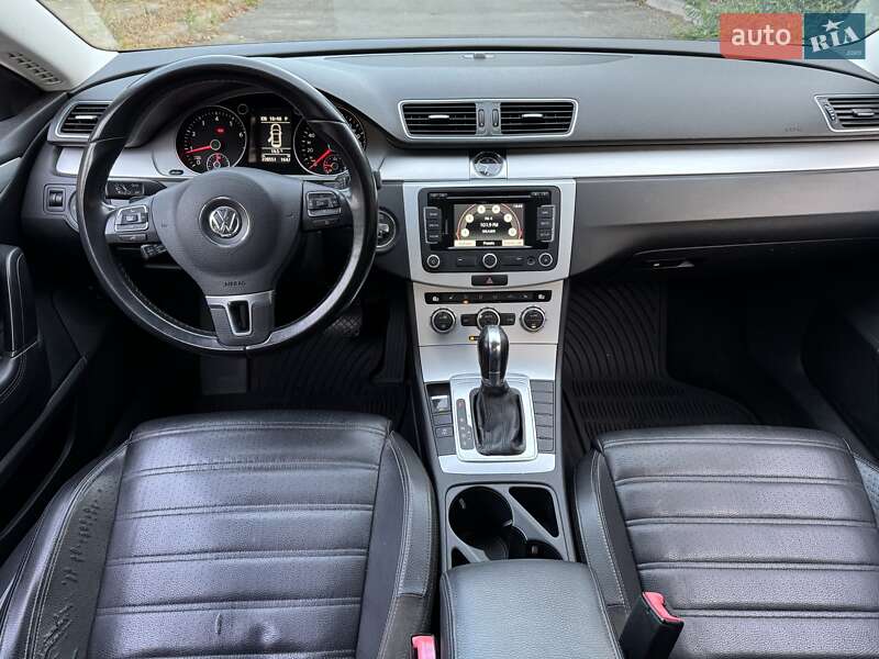 Купе Volkswagen CC / Passat CC 2013 в Києві