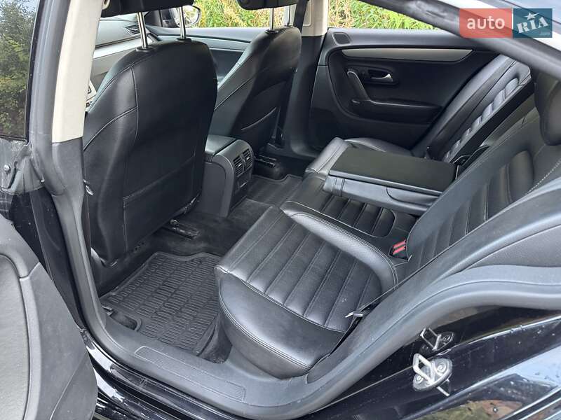 Купе Volkswagen CC / Passat CC 2013 в Києві