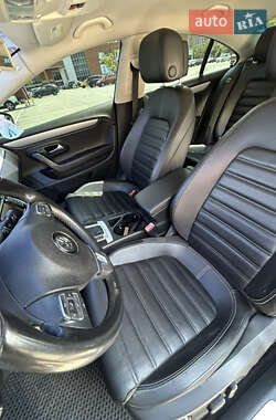 Купе Volkswagen CC / Passat CC 2013 в 