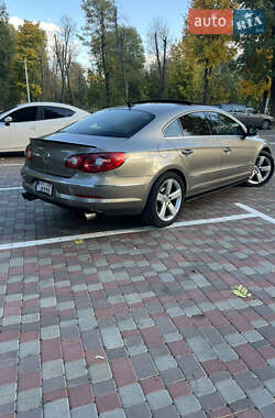 Купе Volkswagen CC / Passat CC 2011 в 