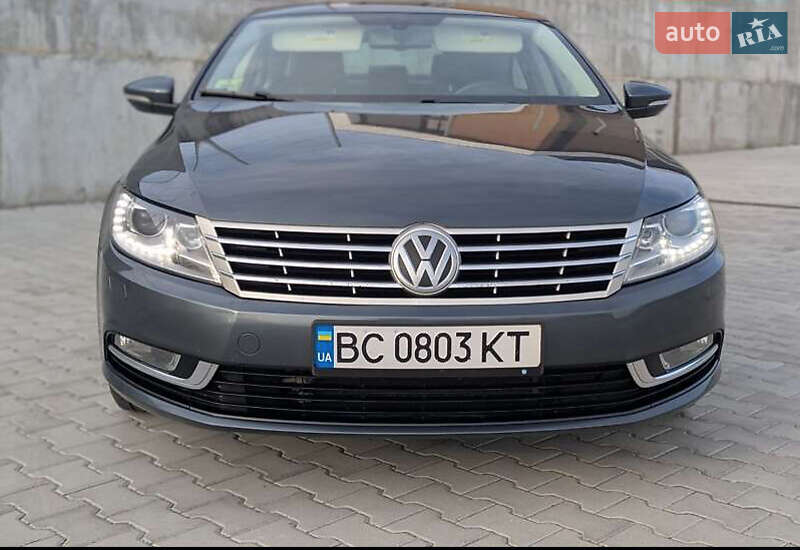 Купе Volkswagen CC / Passat CC 2012 в Києві
