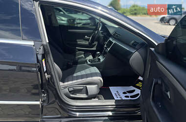 Купе Volkswagen CC / Passat CC 2011 в 