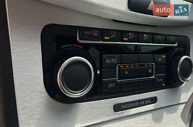 Купе Volkswagen CC / Passat CC 2011 в 