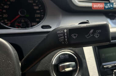 Купе Volkswagen CC / Passat CC 2011 в 