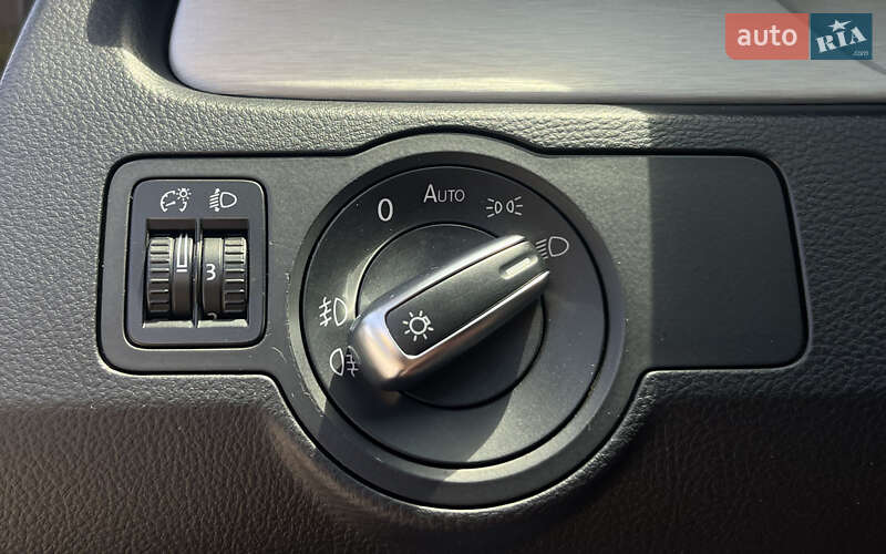 Купе Volkswagen CC / Passat CC 2011 в Мукачево