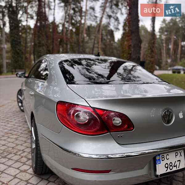 Купе Volkswagen CC / Passat CC 2012 в Львове