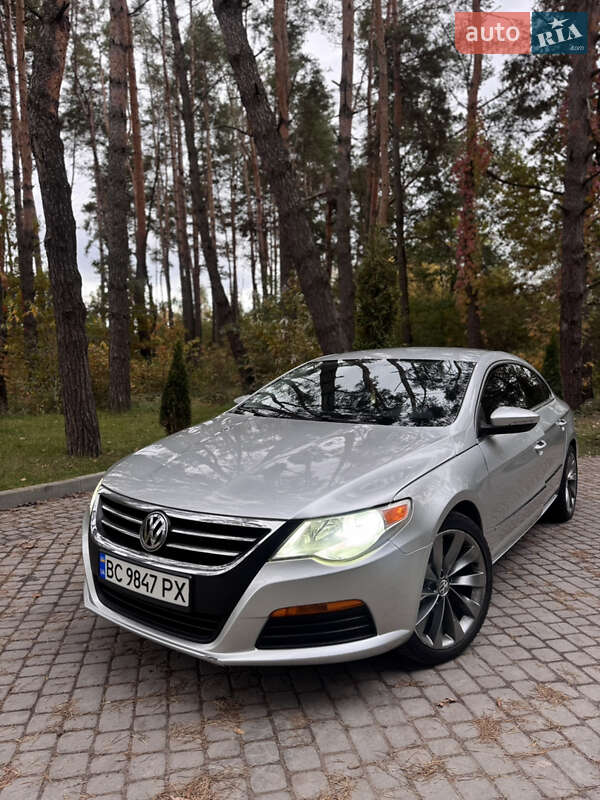 Купе Volkswagen CC / Passat CC 2012 в Львове