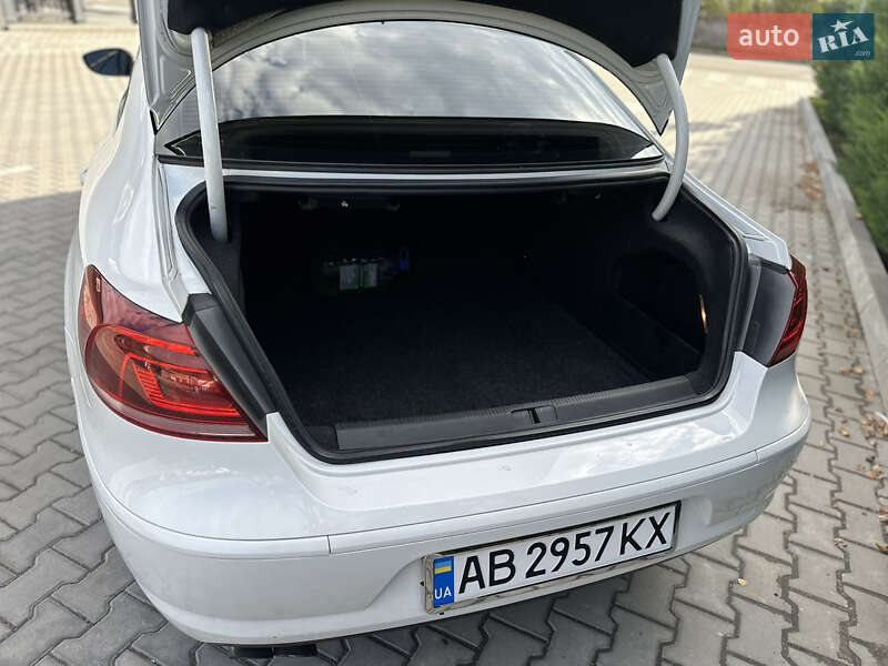 Купе Volkswagen CC / Passat CC 2015 в Могилів-Подільському