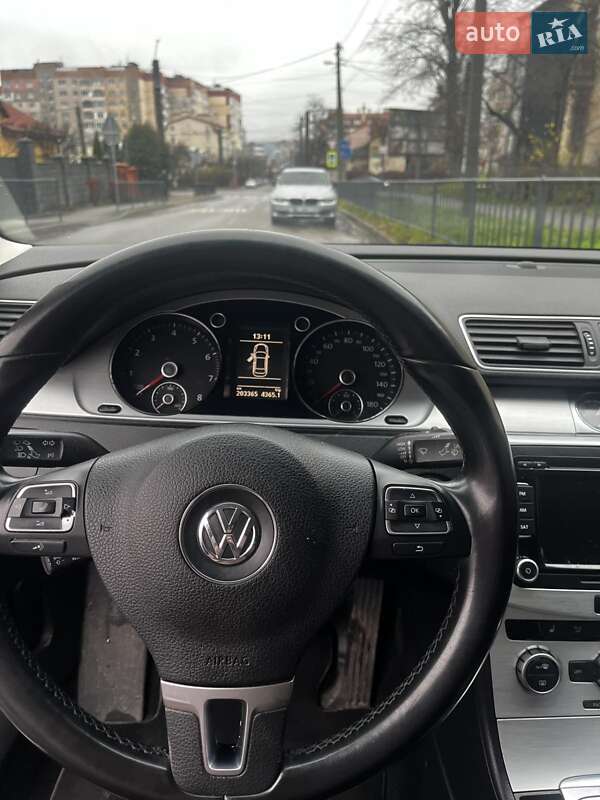 Купе Volkswagen CC / Passat CC 2012 в Львові