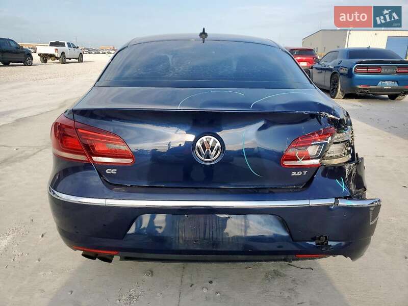 Купе Volkswagen CC / Passat CC 2014 в Львове