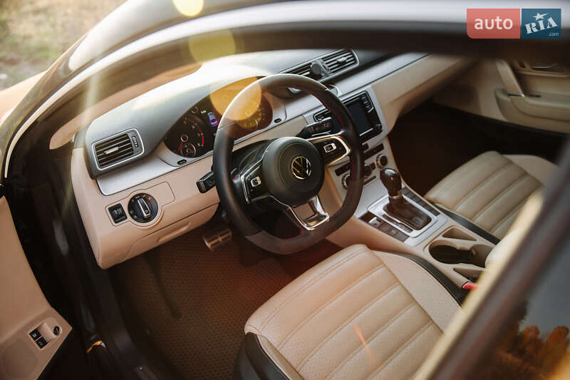 Купе Volkswagen CC / Passat CC 2013 в Софіївській Борщагівці