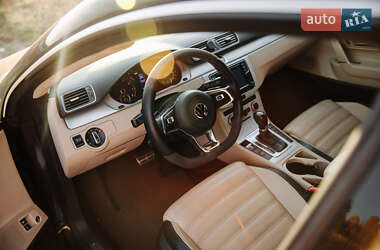 Купе Volkswagen CC / Passat CC 2013 в 