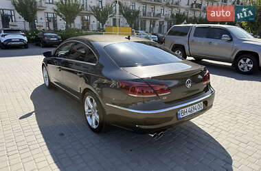 Купе Volkswagen CC / Passat CC 2012 в 