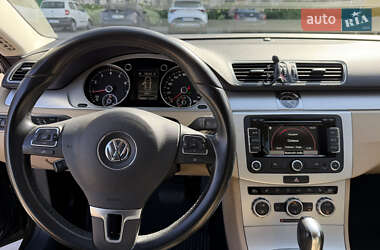 Купе Volkswagen CC / Passat CC 2012 в 
