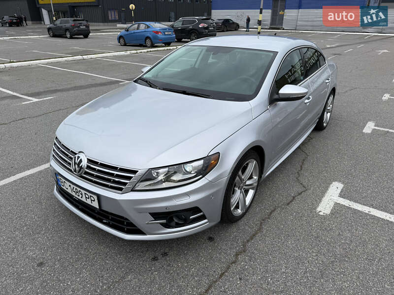 Купе Volkswagen CC / Passat CC 2014 в Києві