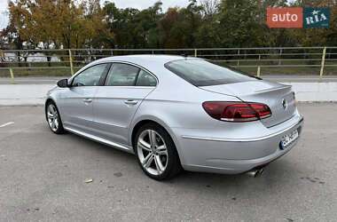 Купе Volkswagen CC / Passat CC 2014 в 