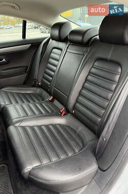 Купе Volkswagen CC / Passat CC 2014 в 
