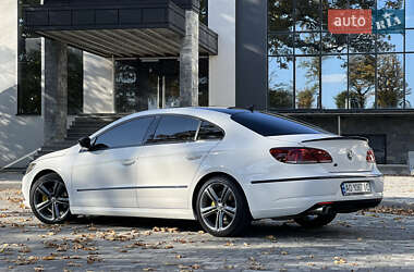 Купе Volkswagen CC / Passat CC 2014 в 